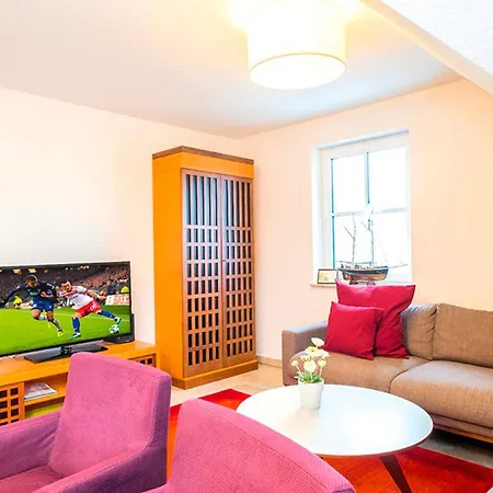 Schifferhaus Whg Backbord, Nr 4 Апартаменты Цингст