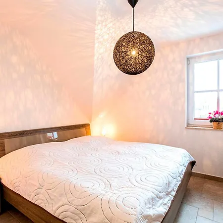 Апартаменты Schifferhaus Whg Backbord, Nr 4 Цингст